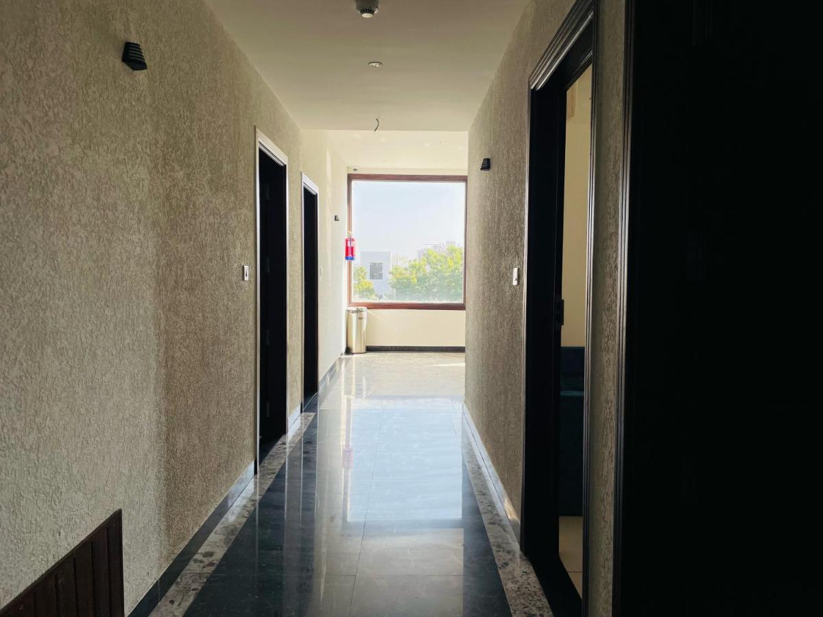 Clover Inn Udaipur Exterior photo